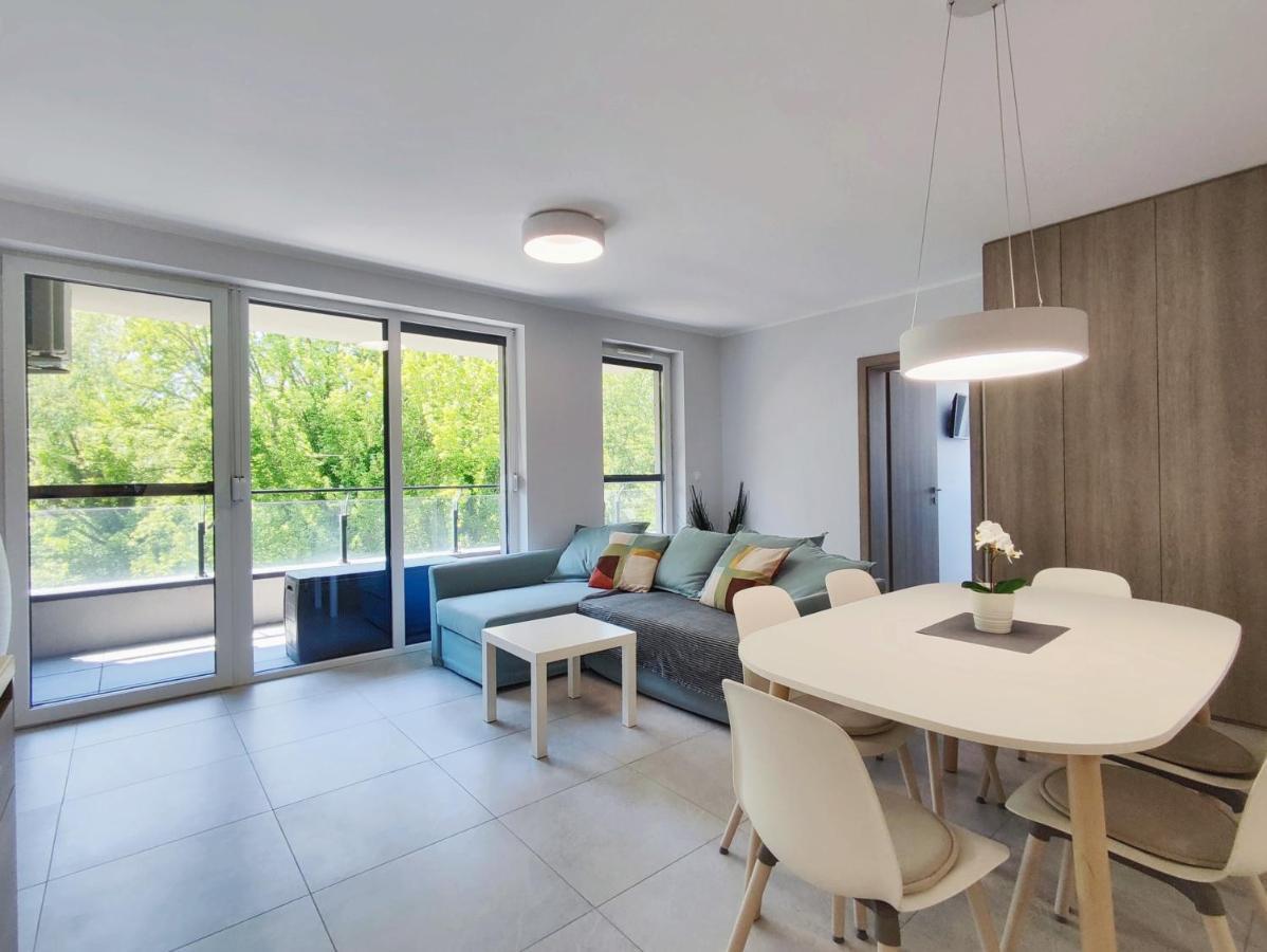 Lakeside Family & Studio Apartments Кестели Екстериор снимка